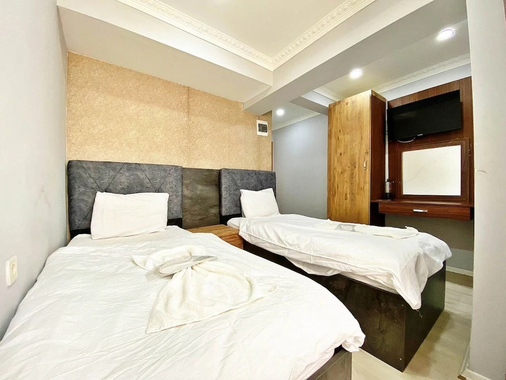 Big Life Hotel