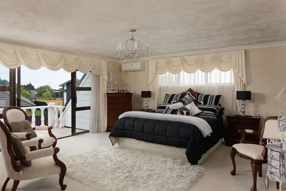 Regis Park B&B
