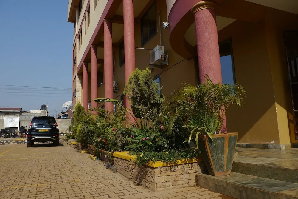 Rosaline Hotel