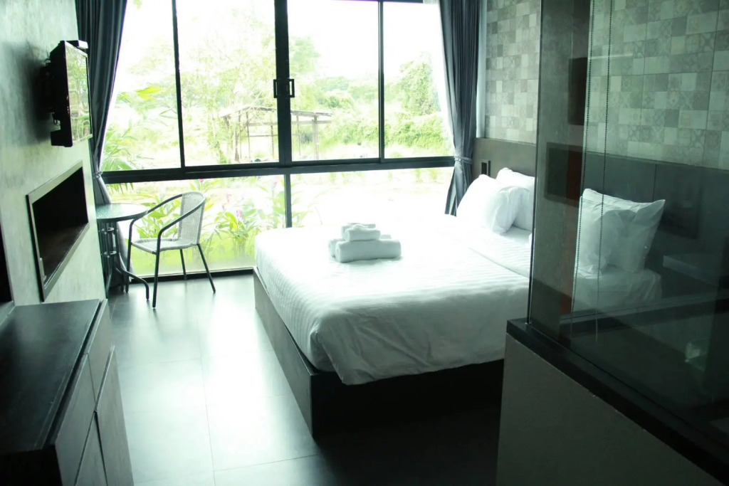 Anantaya Home