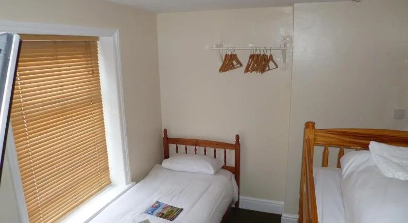The Lark Inn