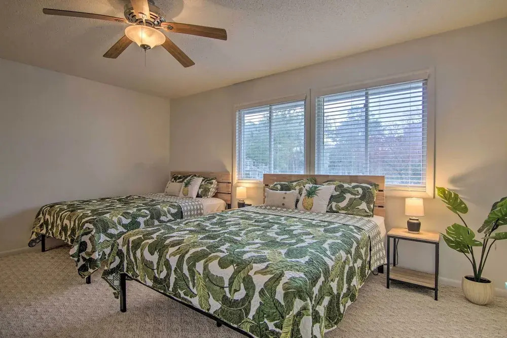 1 Mi to Beach & Boardwalk: Family Townhome