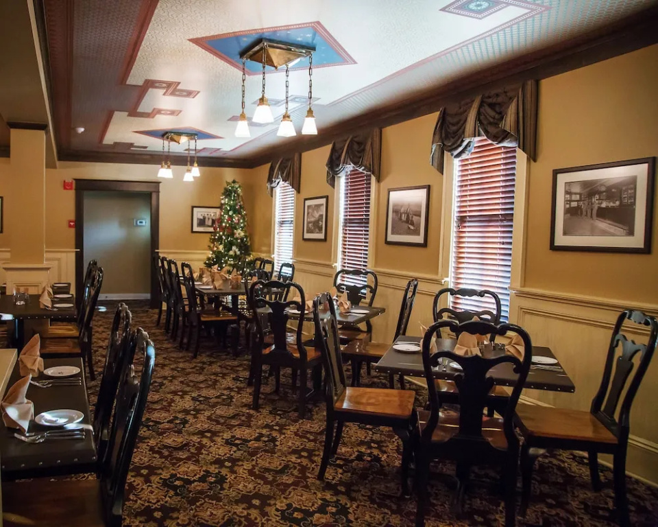 The Sacajawea Hotel