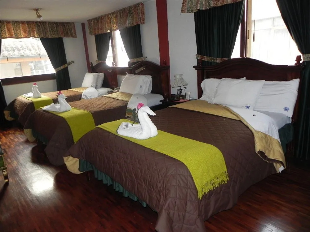 Hotel NASS Sol de Quito