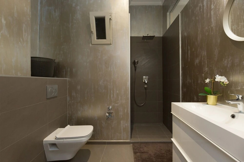 Luxury and Style Grand Apartment