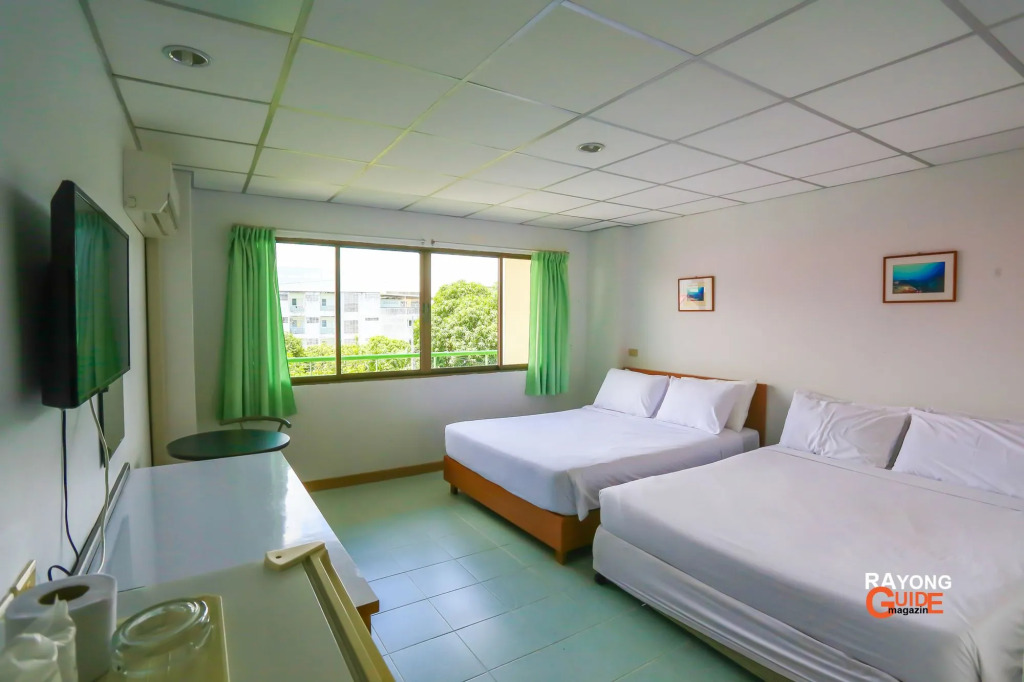 Central Place Hotel