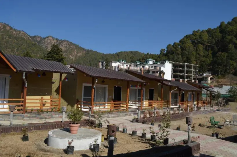 Foxoso Misty Oaks Resort, Bhowali