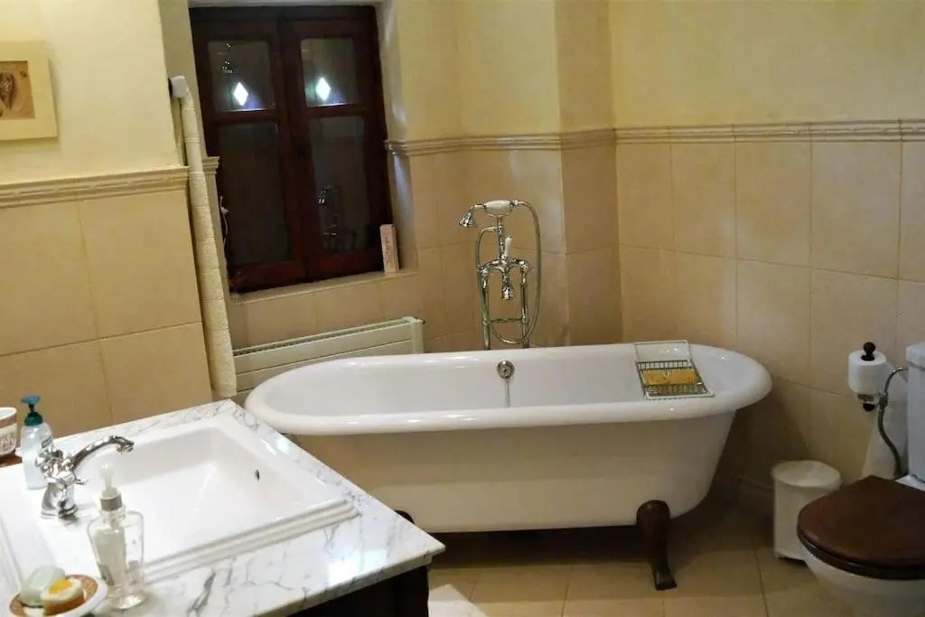 Wonderful 4 Bedroom Villa & separate guest house Villa Thalia