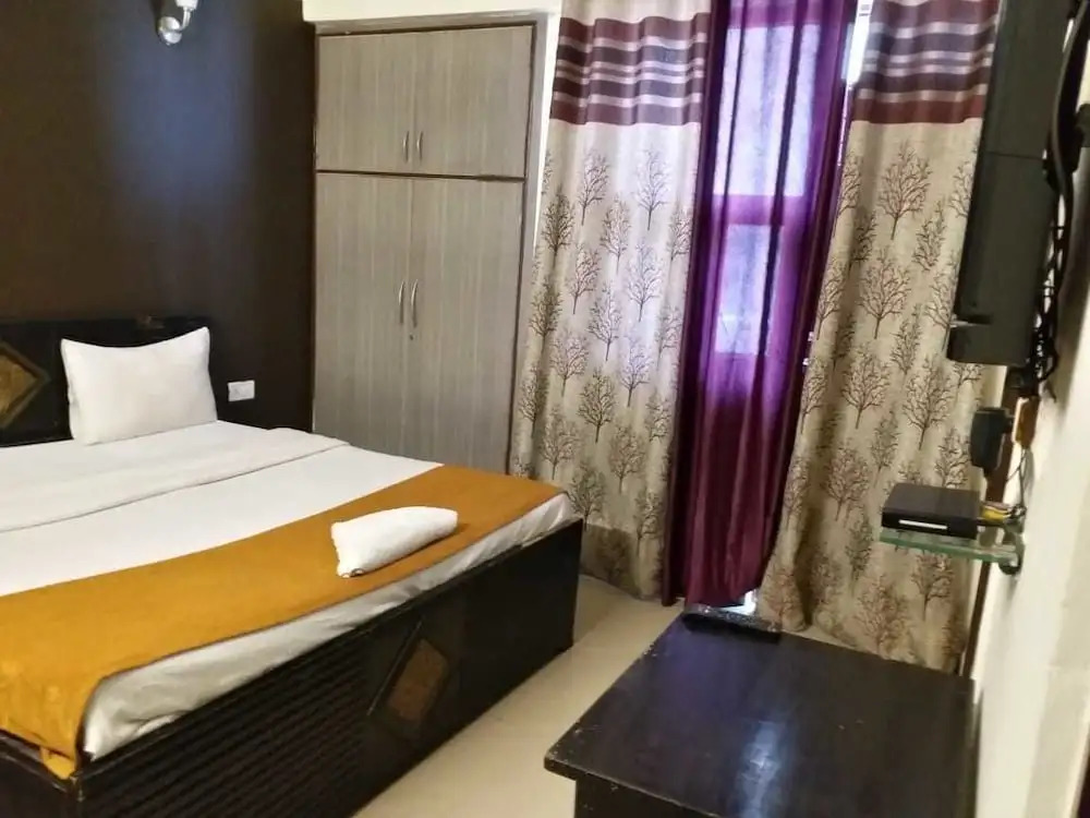 Ambrosia Service Apartment