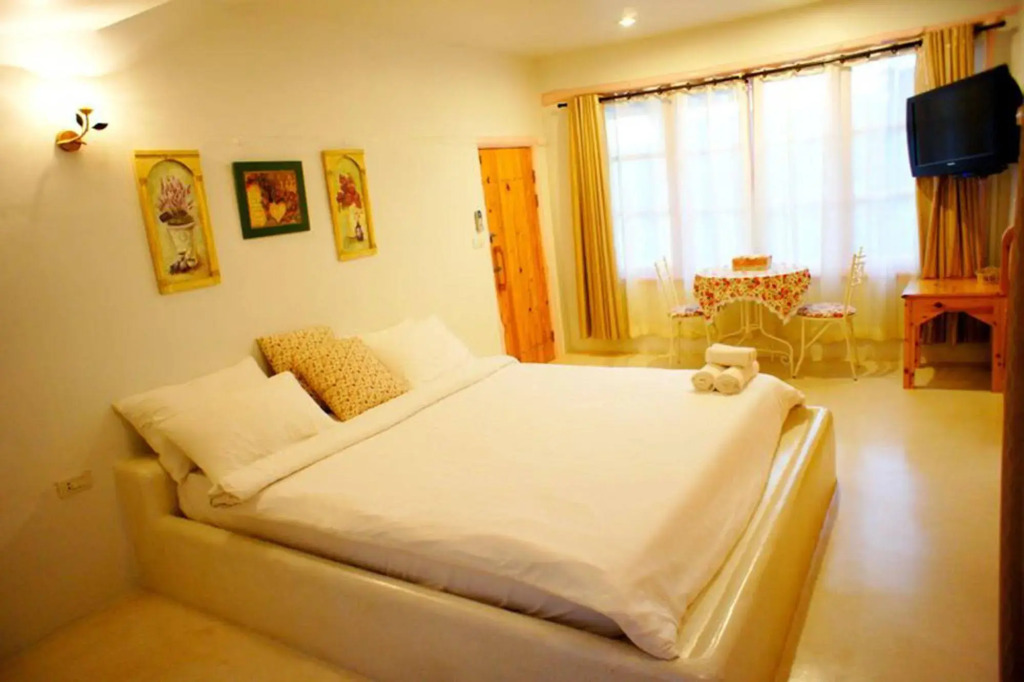 Morning Glory Resort(Morning Glory Resort สวนผึ้ง)