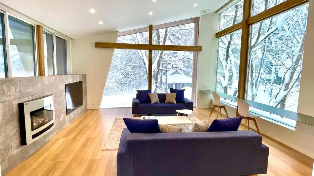 Sanzan Chalet by Hakuba White Fox Company