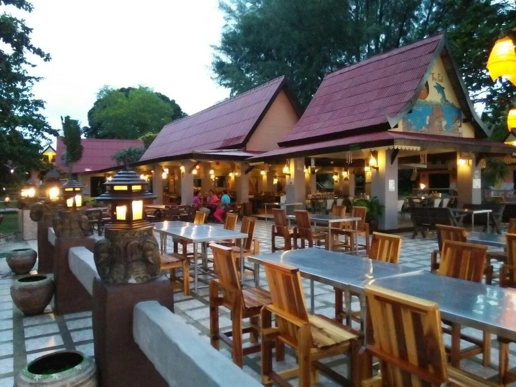 Andaman Beach Resort Koh Jum