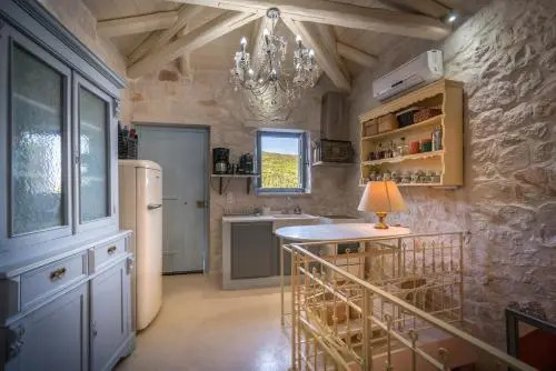 Adrieli Country Houses