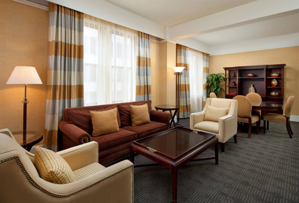 The Gunter Hotel San Antonio Riverwalk, a Tribute Portfolio Hotel