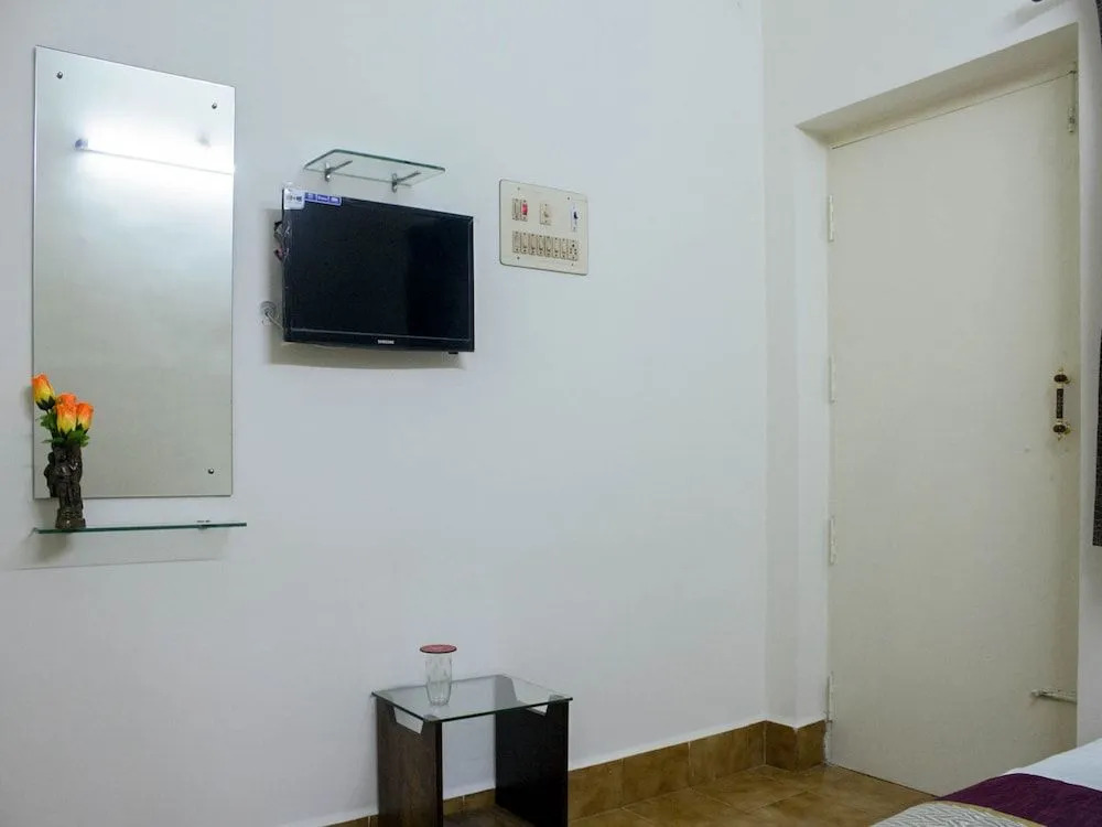 OYO 4189 Rose Flower Service Apartment
