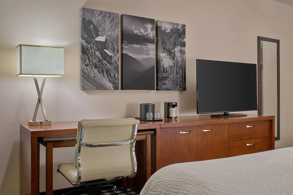 Courtyard by Marriott Denver Downtown