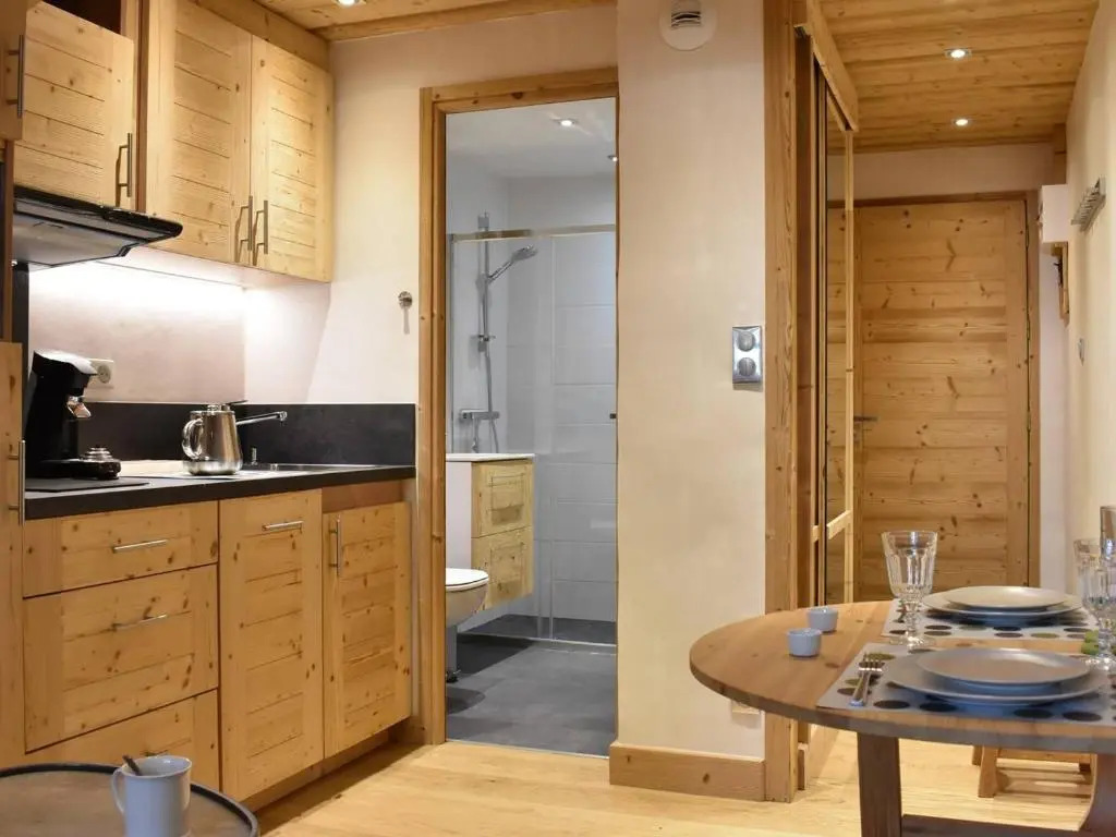 Appartement Méribel, 1 pièce, 2 personnes - FR-1-180-393