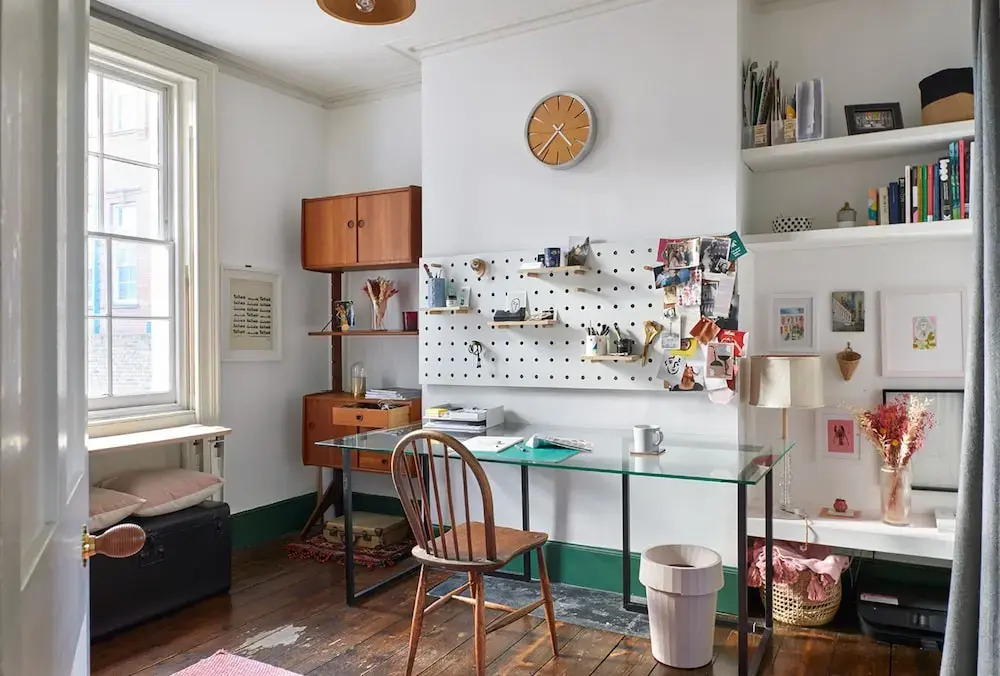JOIVY Stylish 2-Bed House W/ Private Garden In Hackney