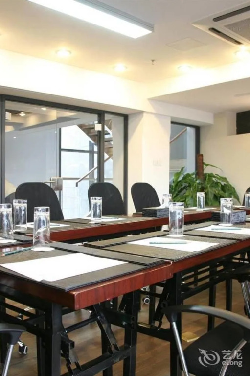 Dahua 1935 Boutique Hotel