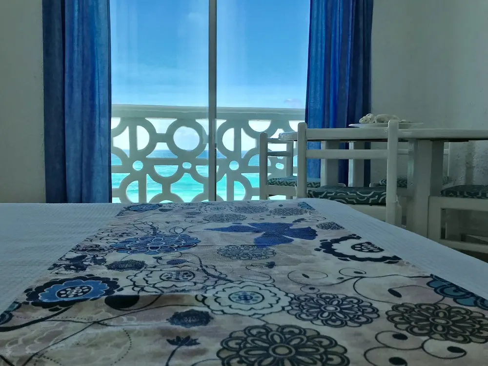 Ocean View Apartments – Delicia