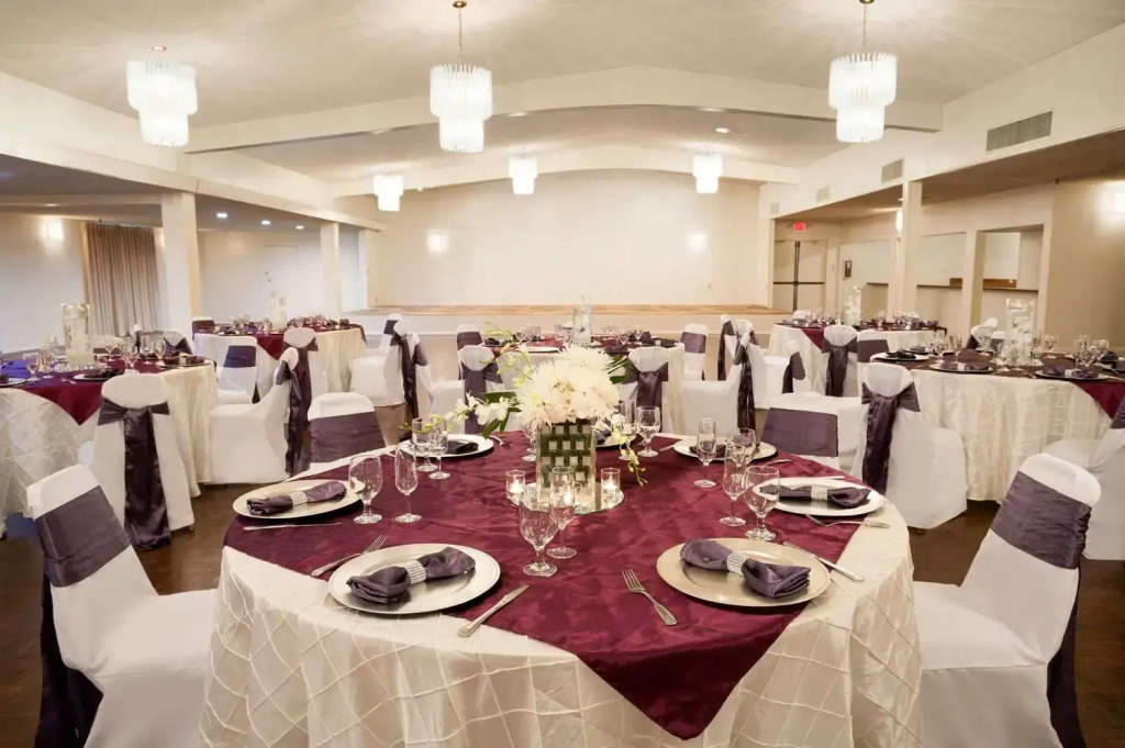 Ramada by Wyndham San Diego North Hotel & Conference Center