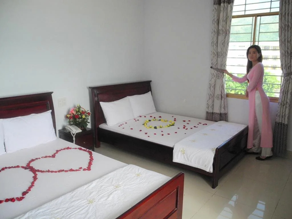 Nam Hong Hotel