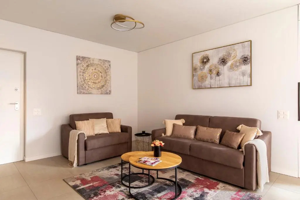 Magic Deluxe Suites