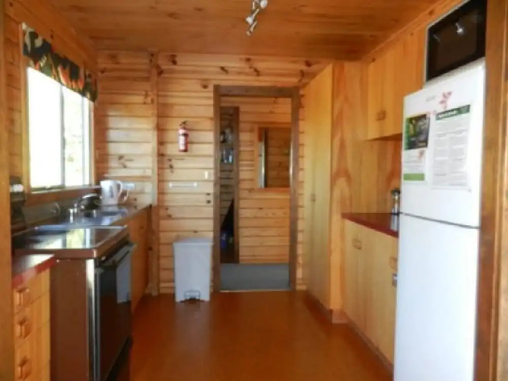 103 Chalet Cres