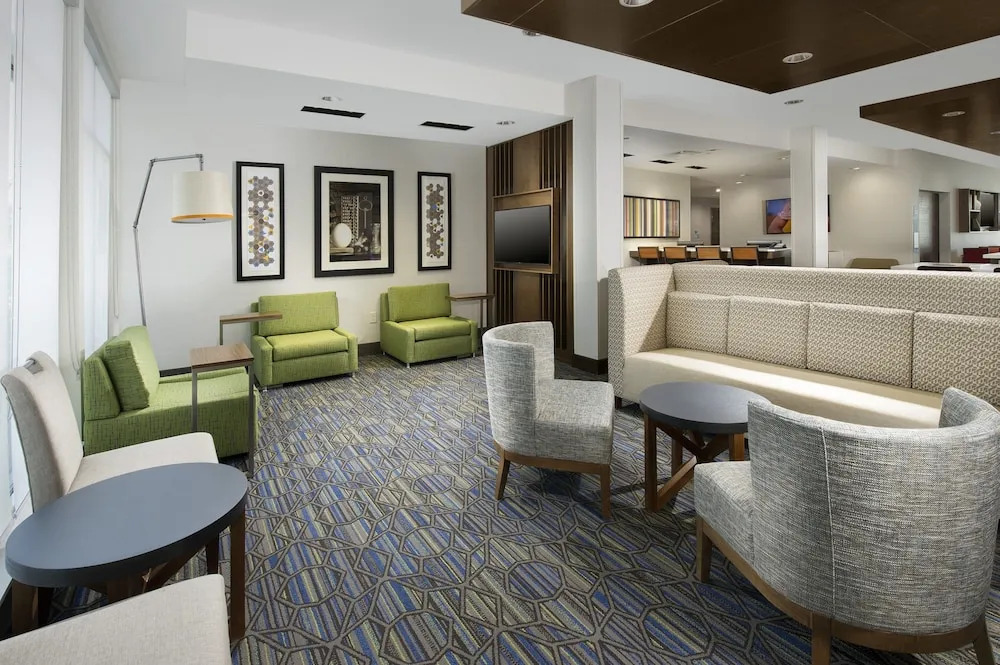 Holiday Inn Express & Suites New Braunfels
