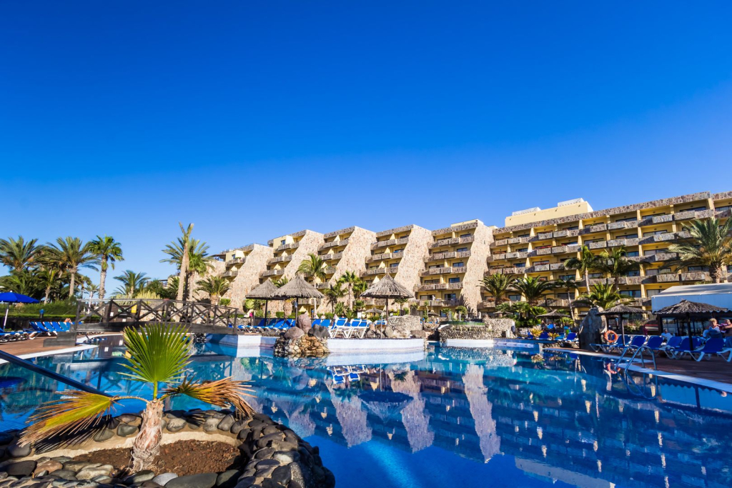 Апарт-отель BlueBay Beach Club