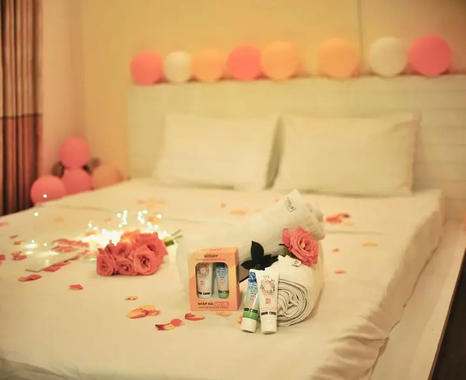 Joy Inn Nguyen Thi Thap Hotel
