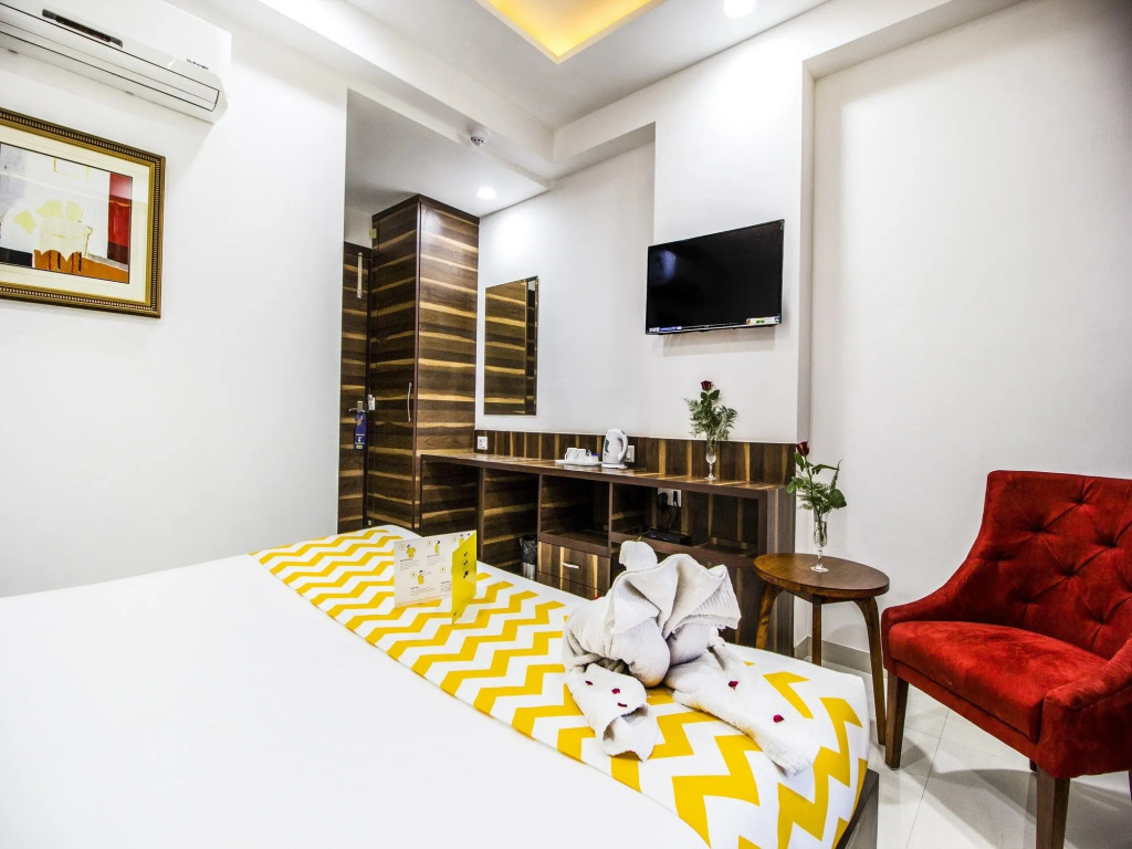 FabHotel Prime Sapphire Inn