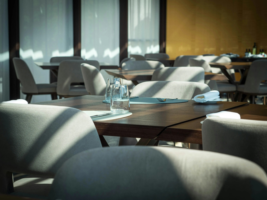 De Bonart Naples, Curio Collection By Hilton