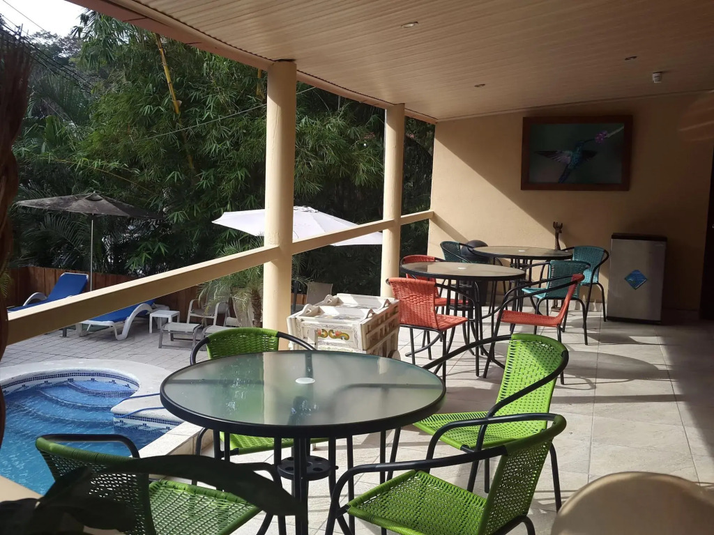Hospedaje Colibri