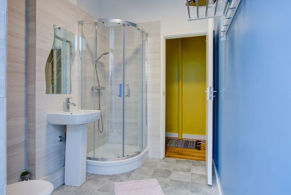 Studio 4 Small Private Family in Central London