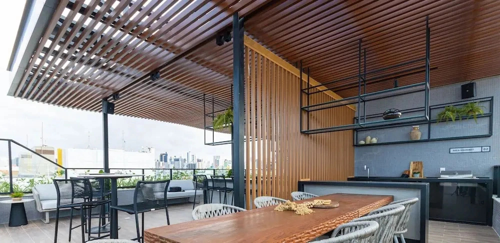 Breeze#114 Beachfront Triple Garden By Carpediem