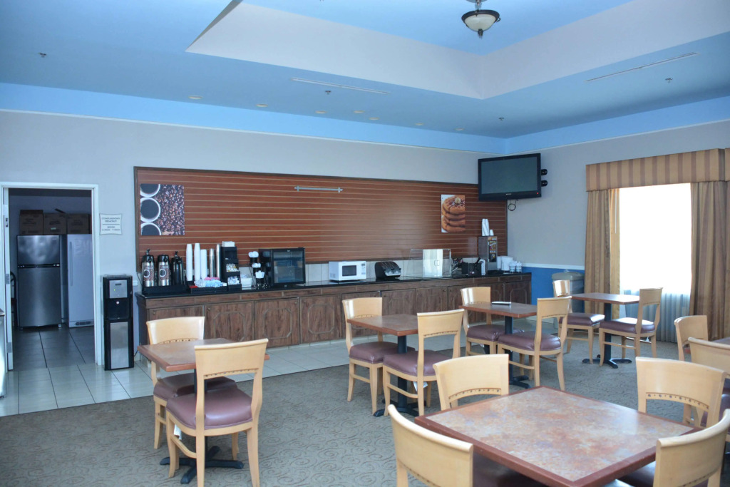 Baymont by Wyndham Brenham