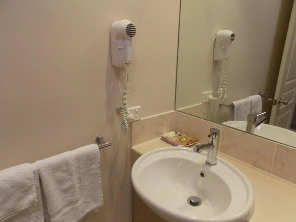 Emerald Executive Apartments