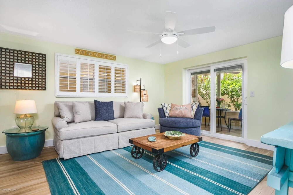 Lulu's Crescent Cottage #2