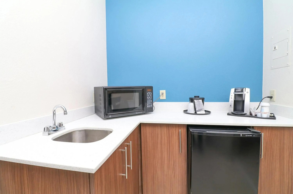 Holiday Inn Express Hotel & Suites Greenville by IHG