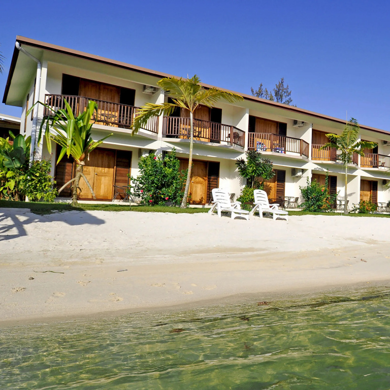 Tropicana Lagoon Apartments