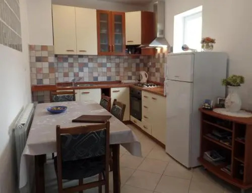 Apartment 4M