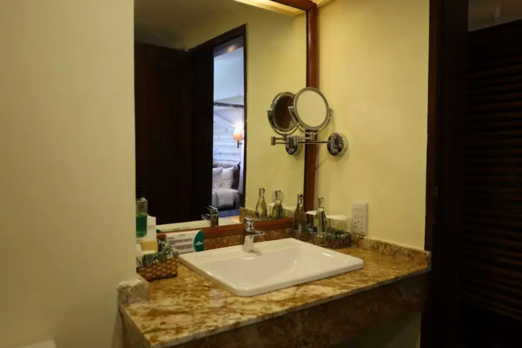Taita Hills Safari Resort & Spa