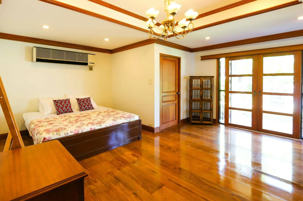 Villa de nimman