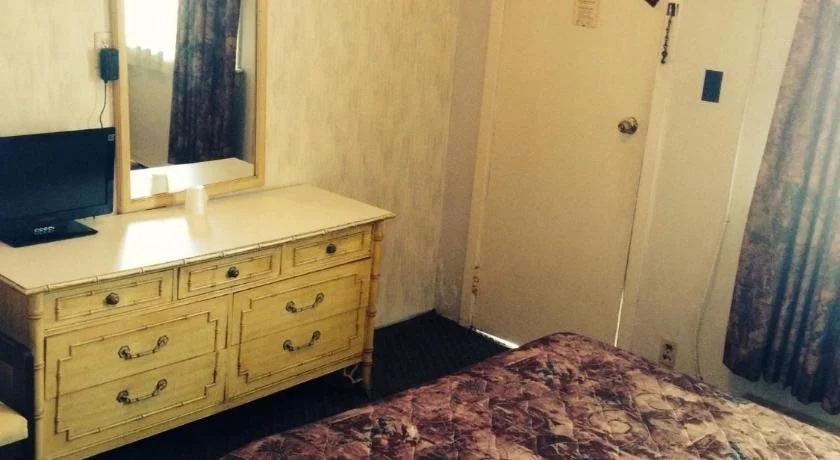 White Rose Motel