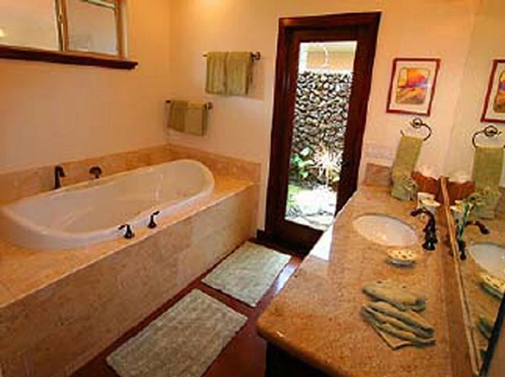Villa Quatro and Hale Pinao - Nine Bedroom House
