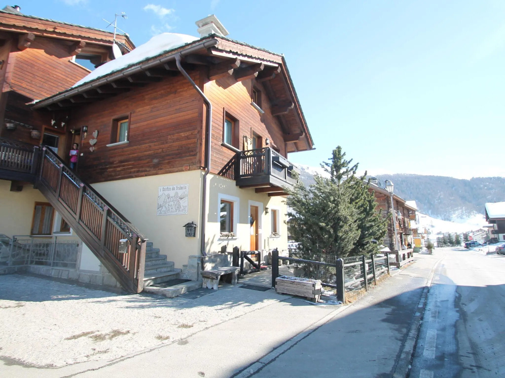 Apartment in Baita just 200 meters away from the ski lifts