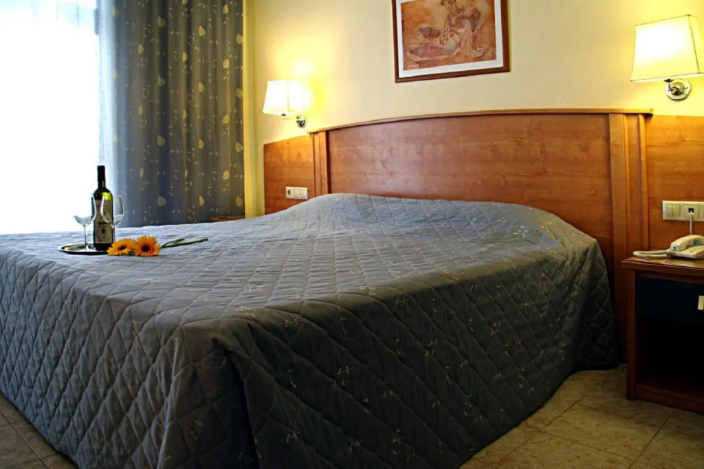 Hotel Pefkos Beach