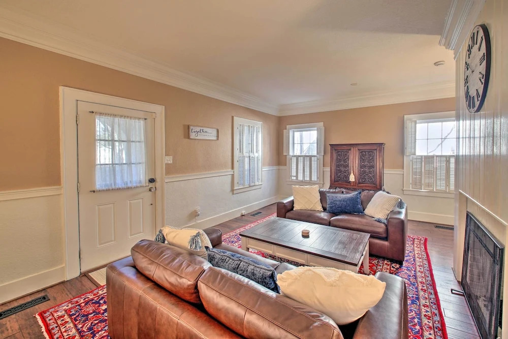 Private Pet-friendly Retreat w/ Pool, Near Oaklawn
