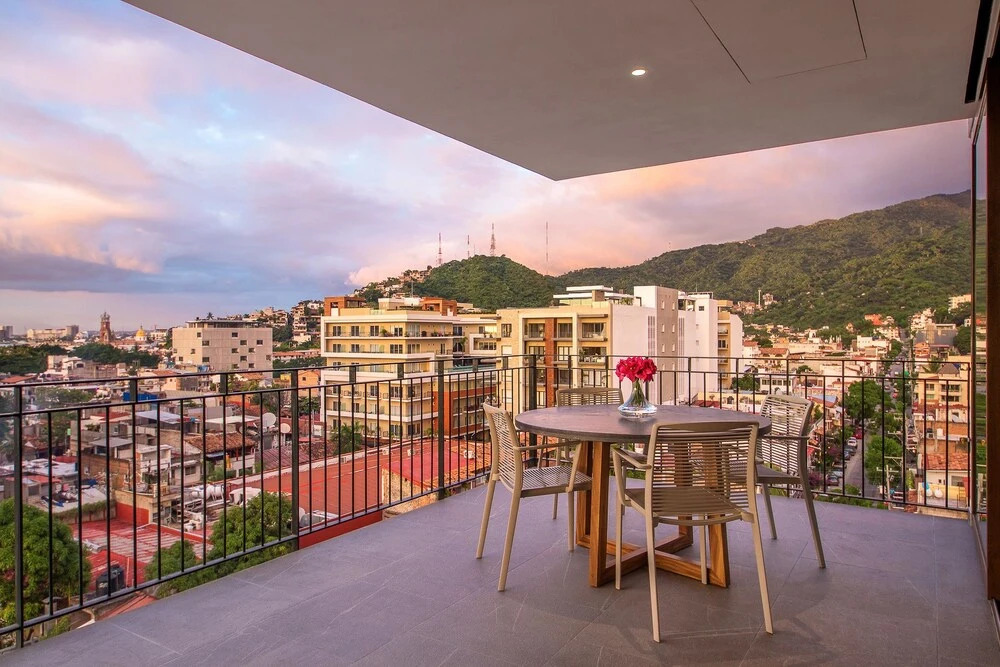 Oceana Two Bedroom PH - Adults Only